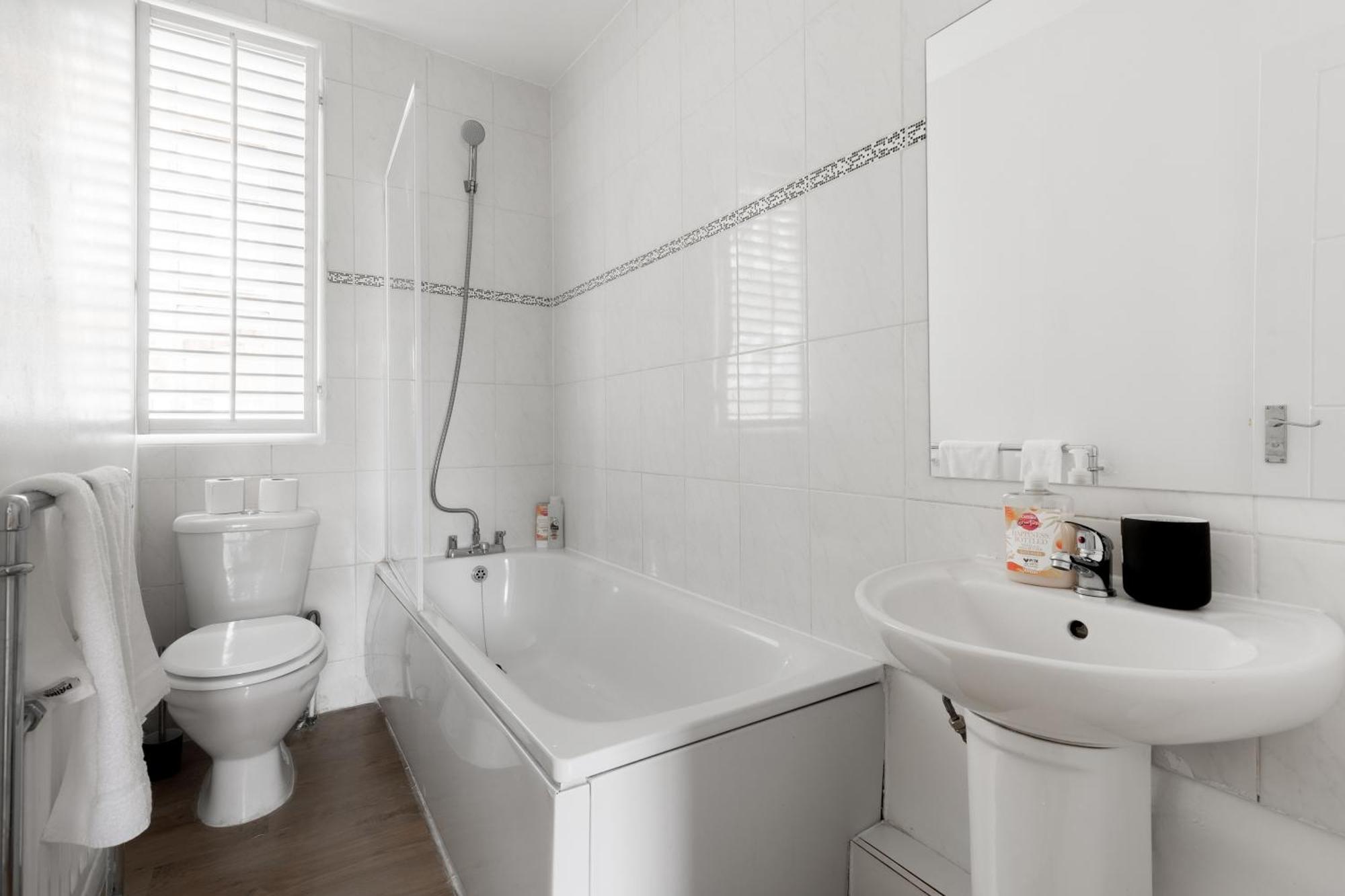 לונדון Cozy 1 Bedroom Flat Paddington חדר תמונה