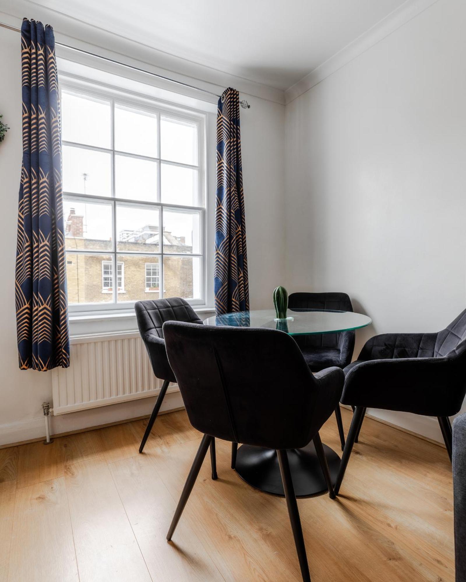 לונדון Cozy 1 Bedroom Flat Paddington חדר תמונה